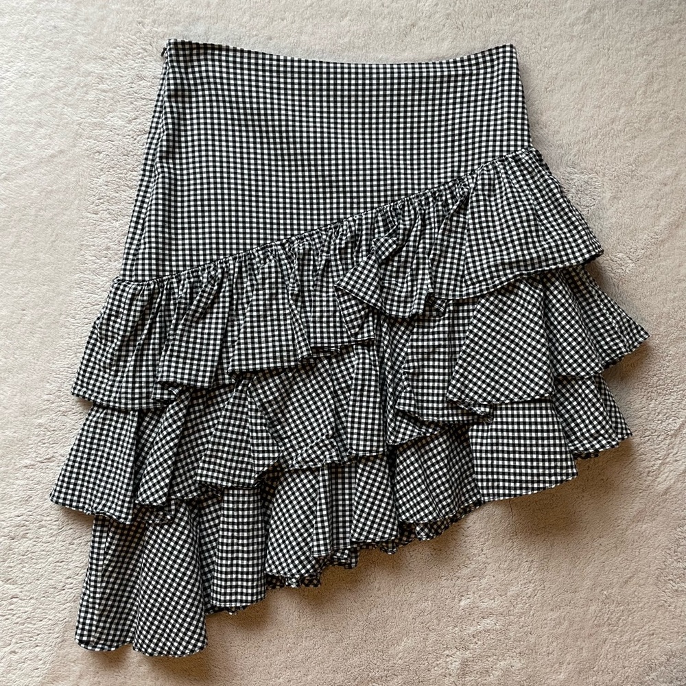 Intermix black/white gingham asymmetric hem ruffle skirt size S